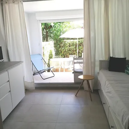 Appartamento Avec Jardin Dans Résidence Avec Piscine